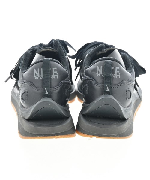 sacai（サカイ）スニーカー 黒 サイズ:26.5cm メンズ/2200603170102