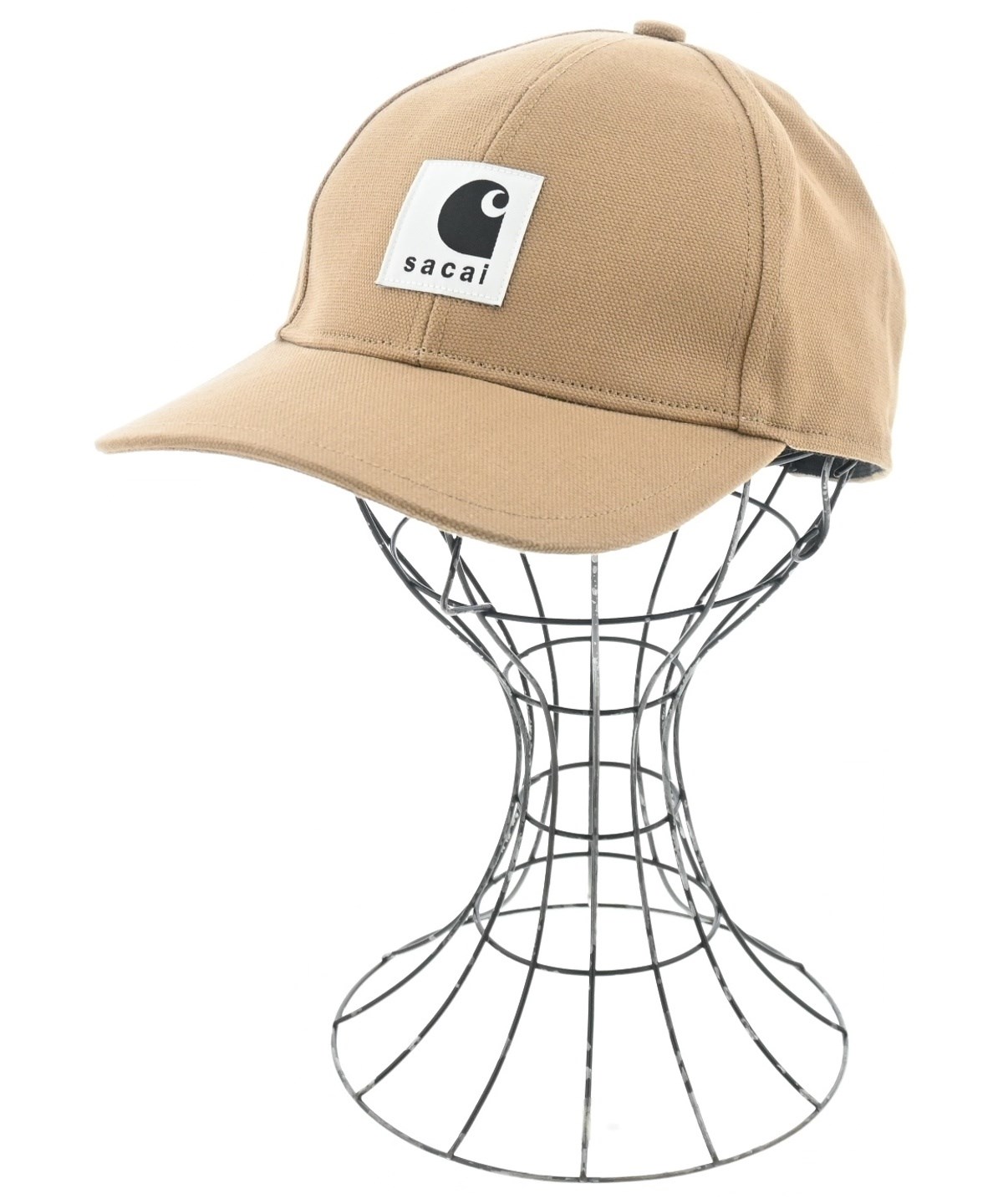 サイコムのベージュキャップです。 sacai（サカイ）キャップ ベージュ サイズ:- メンズ/2200679407034