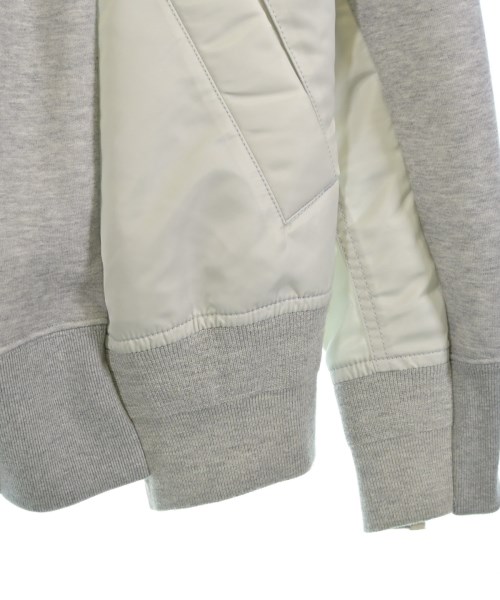 sacai（サカイ）パーカー グレー サイズ:2(M位) メンズ/2200681126046
