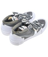 sacai（サカイ）スニーカー グレー サイズ:28cm メンズ/2200693924029