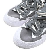 sacai（サカイ）スニーカー グレー サイズ:28cm メンズ/2200693924029