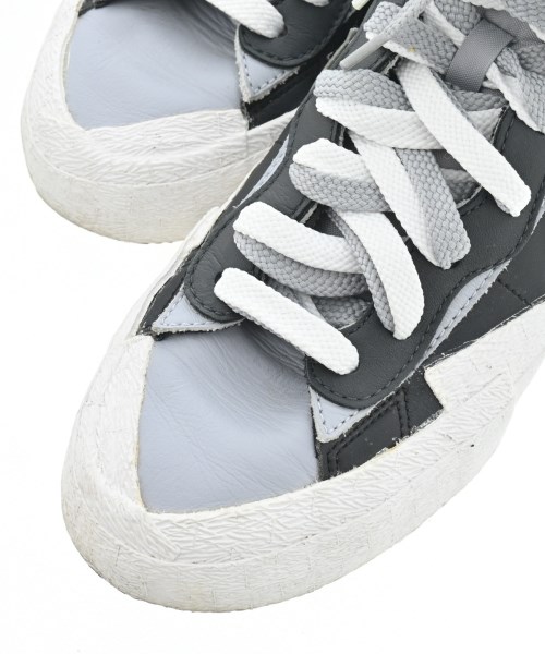 sacai（サカイ）スニーカー グレー サイズ:27cm メンズ/2200654828373