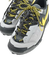 sacai（サカイ）スニーカー シルバー サイズ:25.5cm メンズ/2200656285013