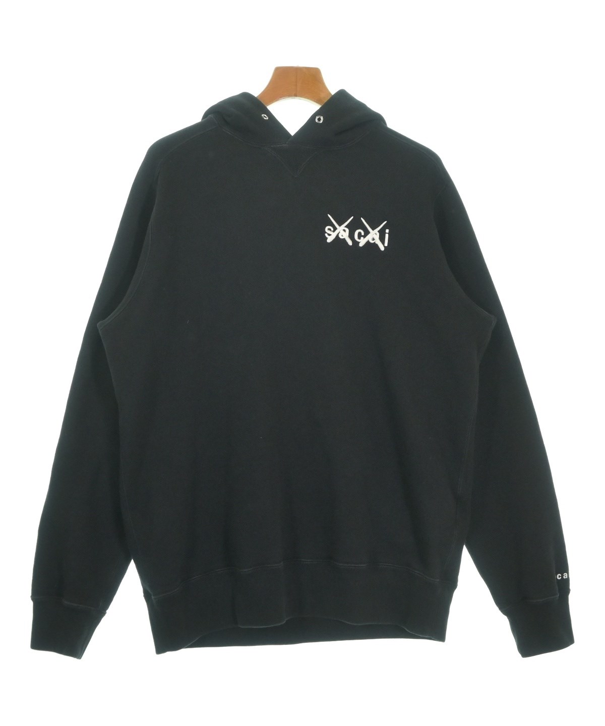 sacai（サカイ）パーカー 黒 サイズ:4(XL位) メンズ/2200659502032