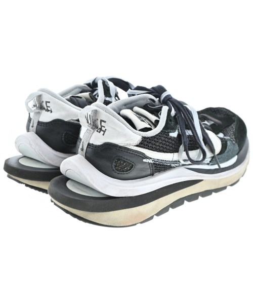 sacai（サカイ）スニーカー 黒 サイズ:27cm メンズ/2200647087022