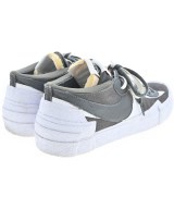 sacai（サカイ）スニーカー グレー サイズ:29cm メンズ/2200651456470
