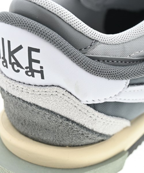 sacai（サカイ）スニーカー グレー サイズ:28.5cm メンズ/2200653630014