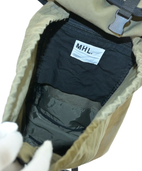 MHL.（エムエイチエル）バックパック・リュック カーキ サイズ:- レディース/2200735117037