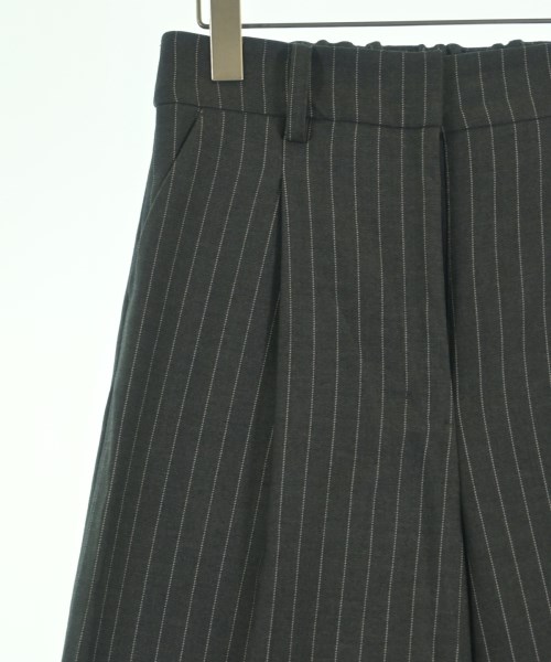 N. Natural Beauty Basic（エヌナチュラルビューティーベーシック）スラックス グレー サイズ:M レディース/2200638810028