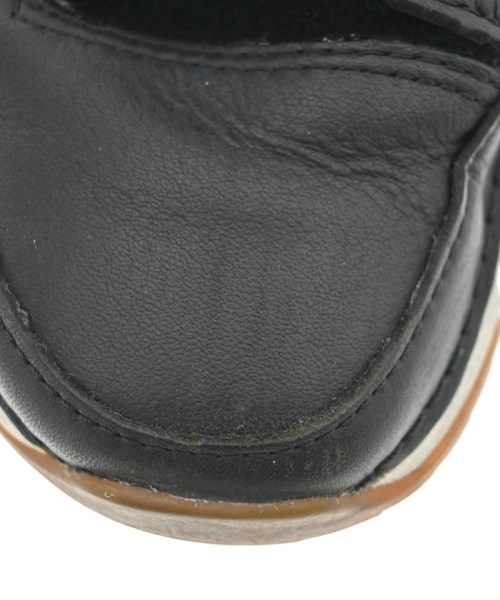 clarks（クラークス）スニーカー 黒 サイズ:4 1/2(23.5cm位) レディース/2200665884115