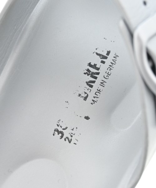 BIRKENSTOCK（ビルケンシュトック）サンダル シルバー サイズ:24.5cm レディース/2200699890076