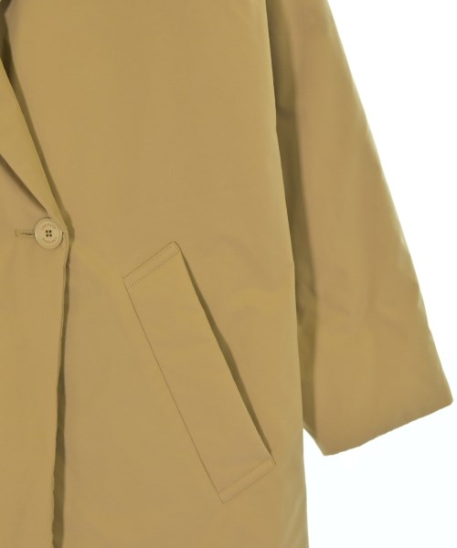 LACOSTE（ラコステ）ダウンコート ベージュ サイズ:34(S位) レディース/2200703142016
