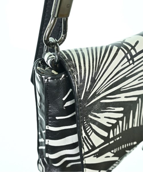 Elizabeth and James（エリザベスアンドジェームス）ショルダーバッグ 白 サイズ:- レディース/2200629307117