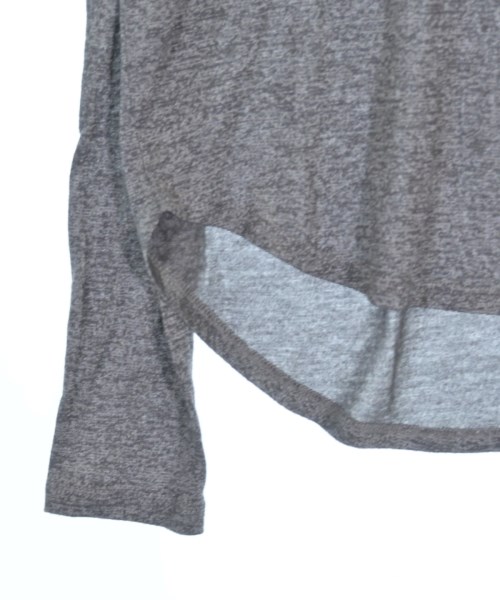 Vince（ヴィンス）Tシャツ・カットソー グレー サイズ:XS レディース/2200640120085