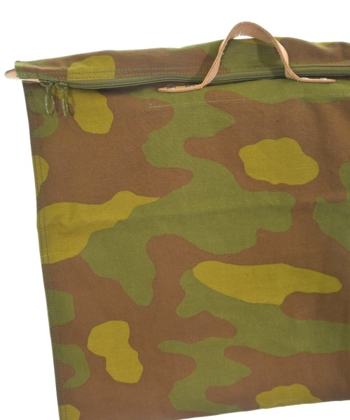 BAG'n'NOUN（バッグンナウン）クラッチバッグ カーキ サイズ:- レディース/2200634632075