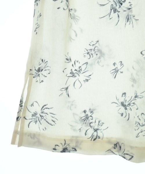 LILY BROWN（リリーブラウン）カジュアルシャツ 白 サイズ:ONE レディース/2200624373155