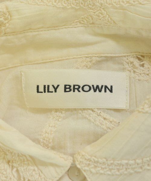 LILY BROWN（リリーブラウン）カジュアルシャツ 白 サイズ:F レディース/2200677421056