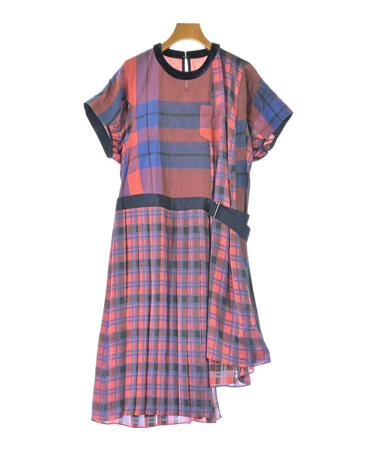 sacai（サカイ）ワンピース 赤 サイズ:1(S位) レディース