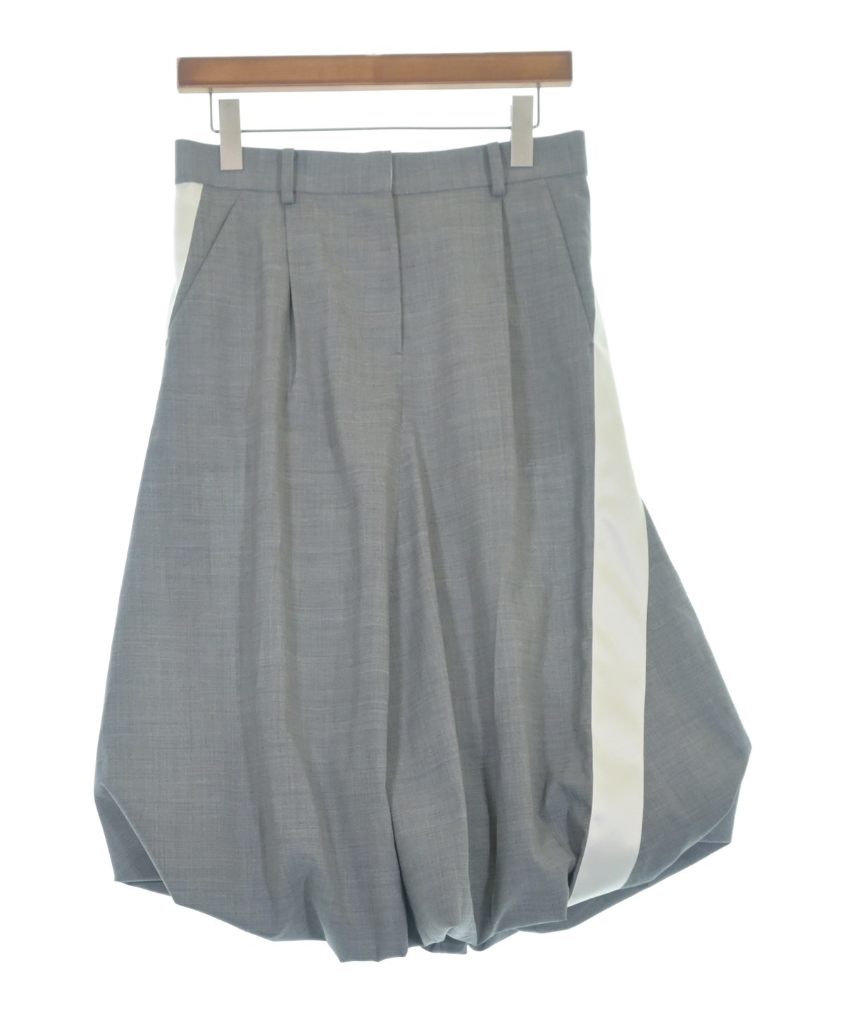 sacai（サカイ）ひざ丈スカート グレー サイズ:2(M位) レディース