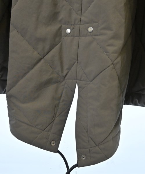 sacai（サカイ）その他 カーキ サイズ:2(M位) レディース/2200633442101