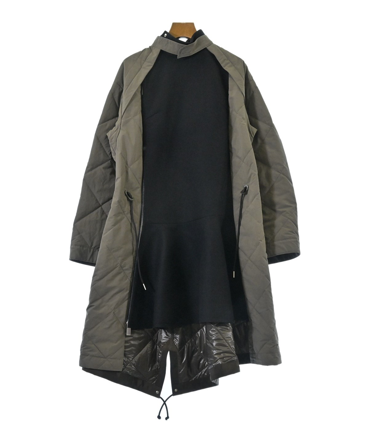 sacai（サカイ）その他 カーキ サイズ:2(M位) レディース