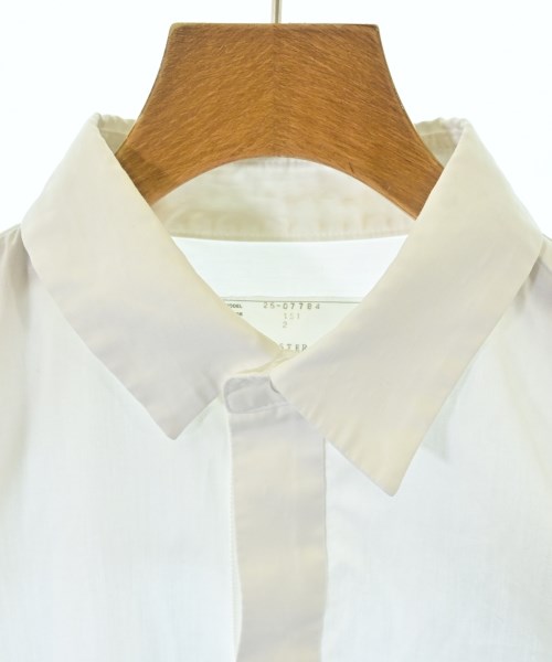 sacai（サカイ）カジュアルシャツ 白 サイズ:2(M位) レディース/2200618059027