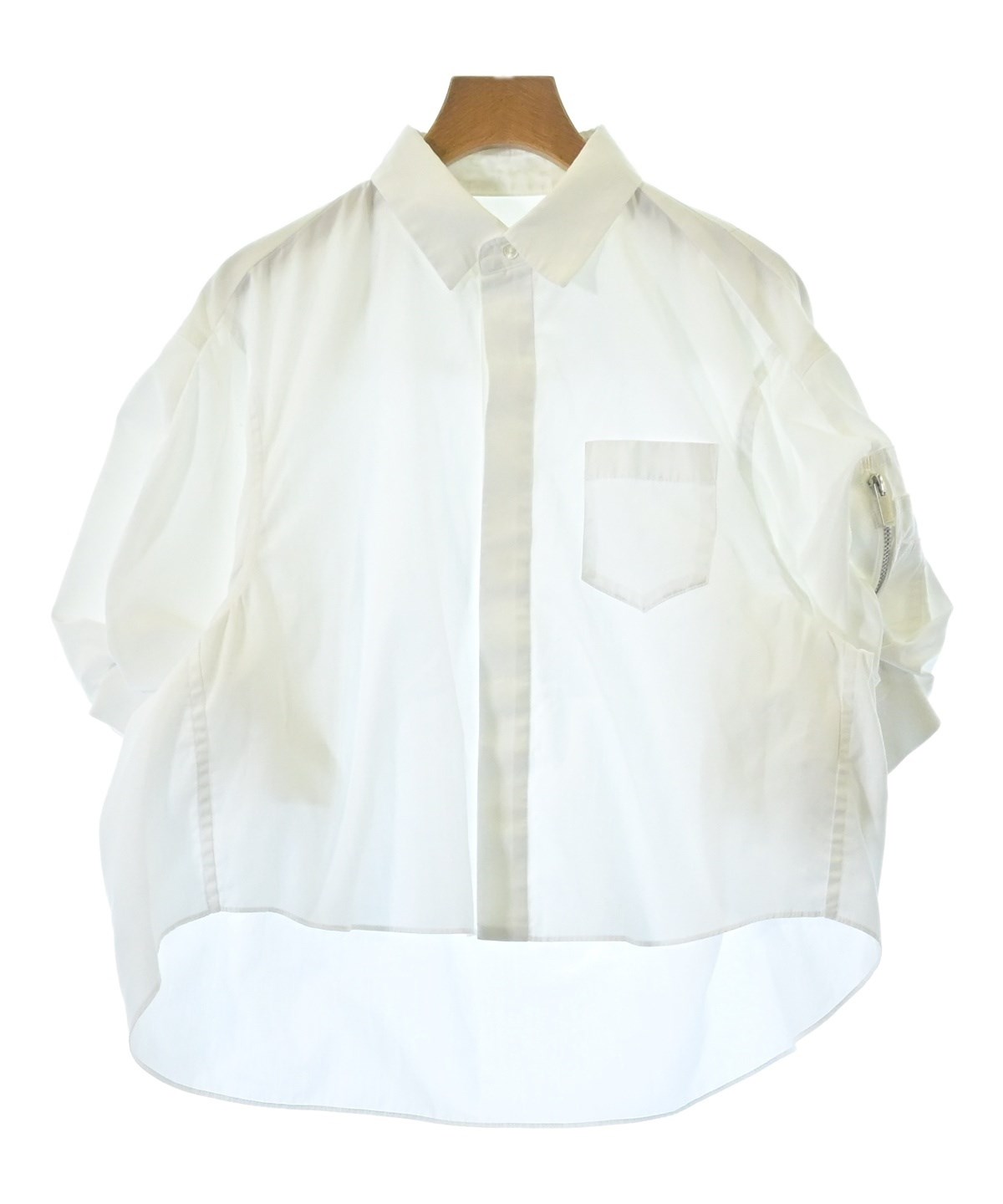 sacai（サカイ）カジュアルシャツ 白 サイズ:2(M位) レディース
