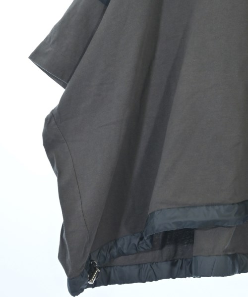 sacai（サカイ）Tシャツ・カットソー グレー サイズ:2(M位) レディース/2200606924290