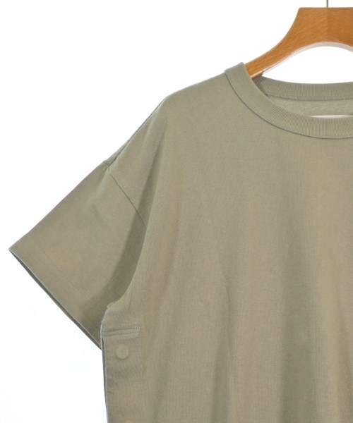 sacai（サカイ）Tシャツ・カットソー カーキ サイズ:2(M位) レディース/2200675472050