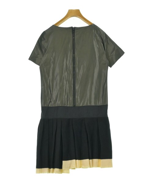 sacai（サカイ）ワンピース カーキ サイズ:2(M位) レディース/2200649864027