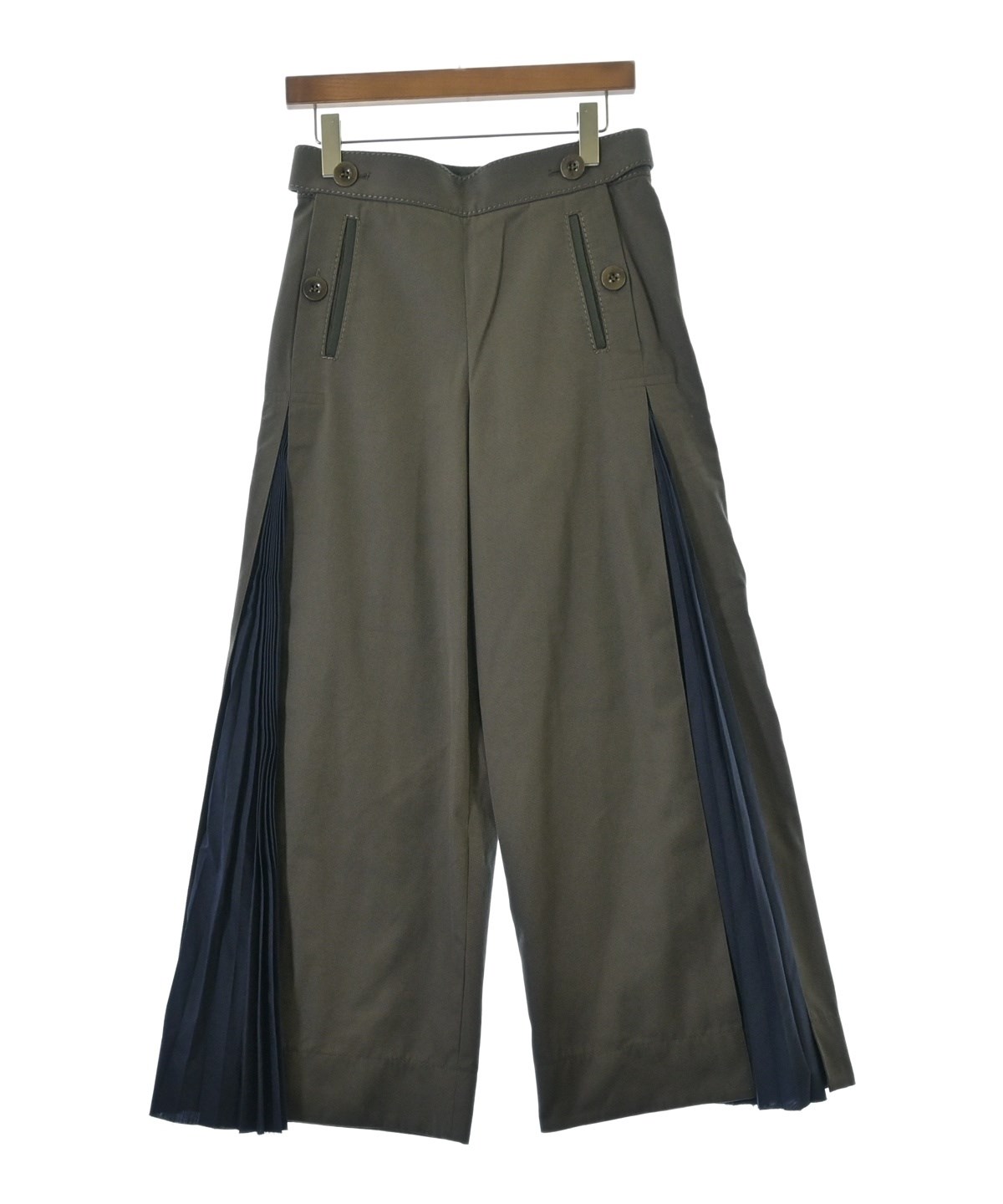 sacai（サカイ）その他 カーキ サイズ:2(M位) レディース