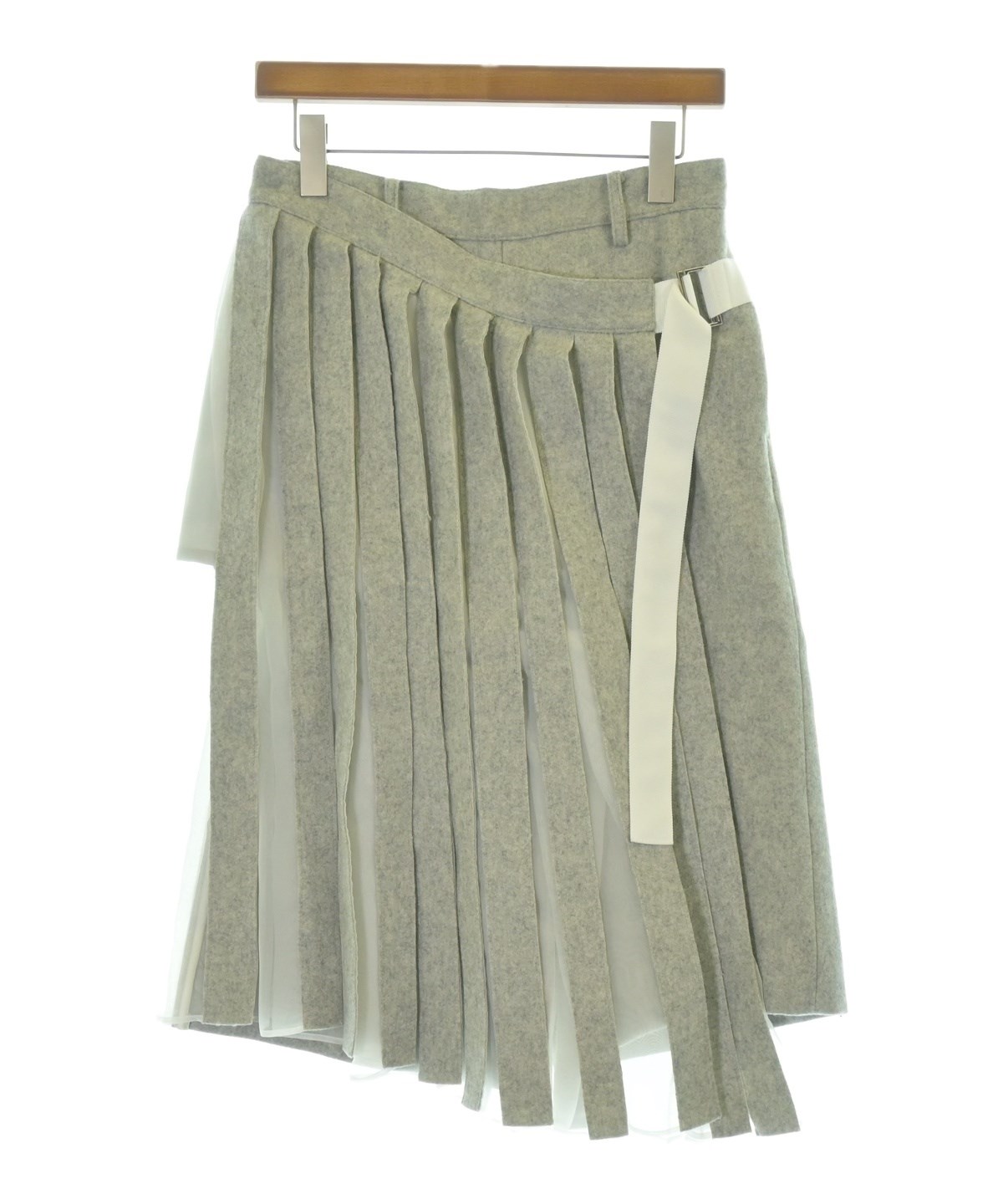 sacai（サカイ）クロップドパンツ グレー サイズ:2(M位) レディース