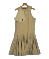 sacai（サカイ）ワンピース ベージュ サイズ:2(M位) レディース/2200704874176