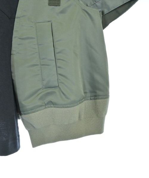 sacai（サカイ）Tシャツ・カットソー カーキ サイズ:3(L位) レディース/2200720077018