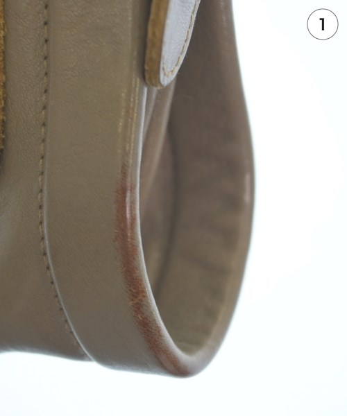 IL BISONTE（イルビゾンテ）ショルダーバッグ ベージュ サイズ:- レディース/2200610876905