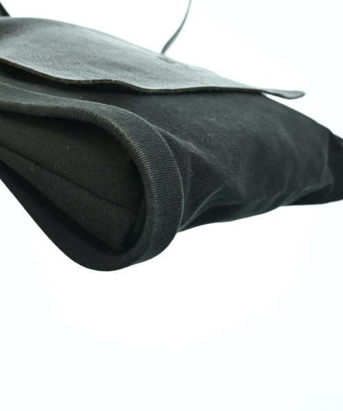 IL BISONTE（イルビゾンテ）ショルダーバッグ 黒 サイズ:- レディース/2200653057057