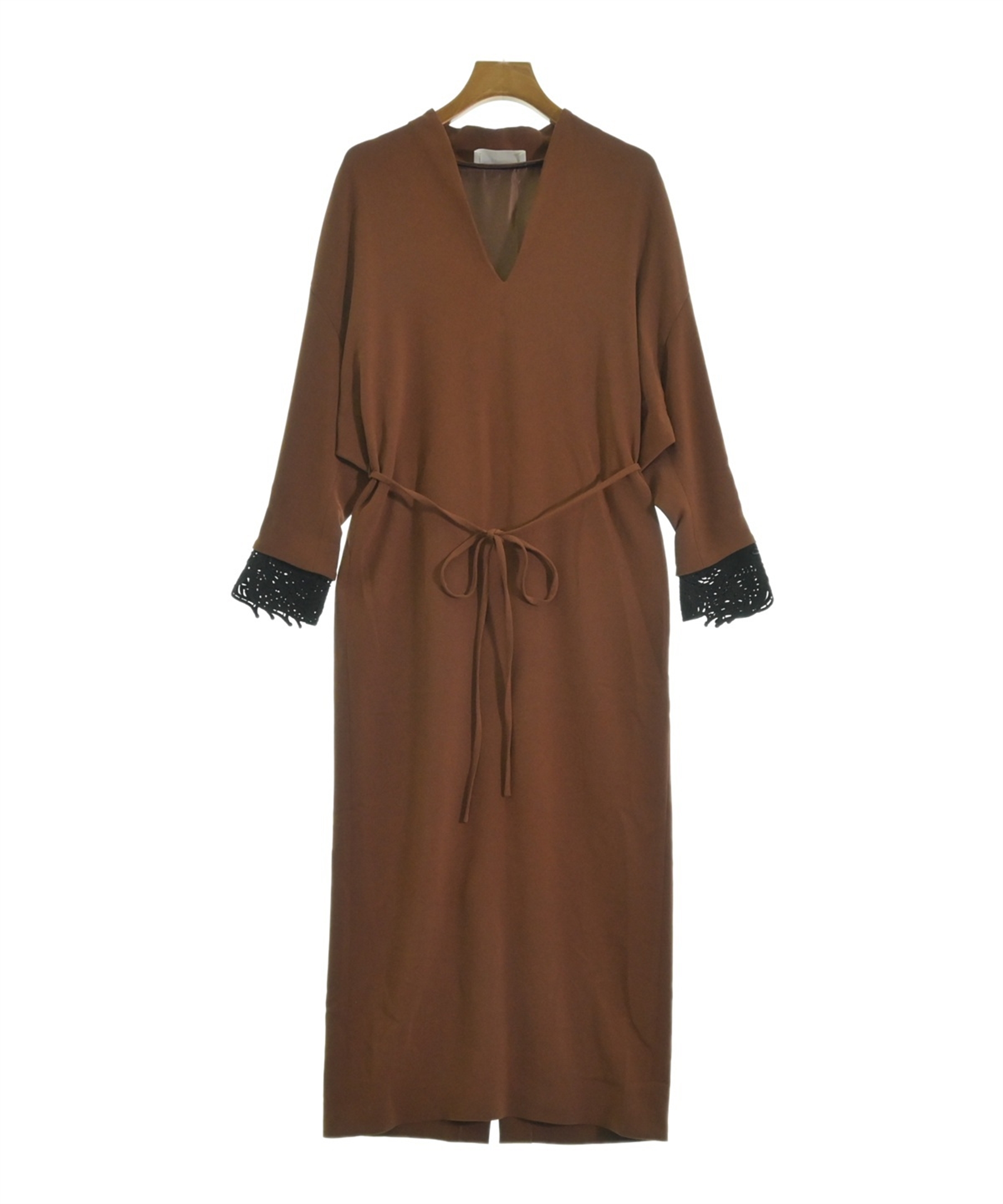 本日まで　マメクロゴウチ　ワンピース 楽天市場】マメクロゴウチ Mame Kurogouchi ワンピース【中古