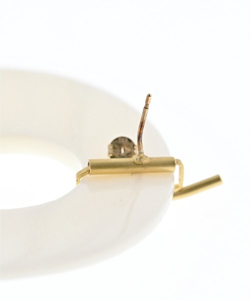 Mame Kurogouchi（マメクロゴウチ）ピアス 白 サイズ:- レディース/2200670186013