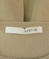 qualite（カリテ）ニット・セーター ベージュ サイズ:F レディース/2200697948045