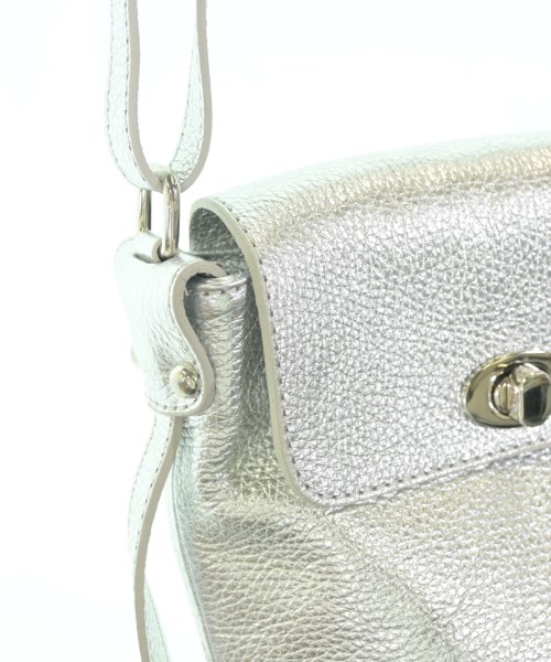 LAURA DI MAGGIO（ローラディマジオ）ショルダーバッグ シルバー サイズ:- レディース/2200668904117