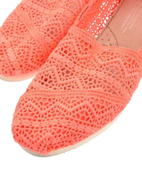 TOMS（トムス）その他 ピンク サイズ:US7(24cm位) レディース/2200723140238