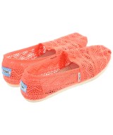 TOMS（トムス）その他 ピンク サイズ:US7(24cm位) レディース/2200723140238