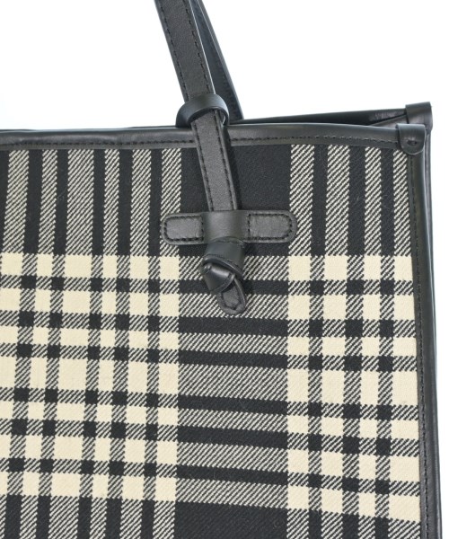 GIANNI CHIARINI（ジャンニキャリーニ）トートバッグ 黒 サイズ:- レディース/2200673738011