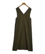 B MING LIFE STORE by BEAMS（ビーミングライフストアバイビームス）ワンピース カーキ サイズ:ONE レディース/2200723898092