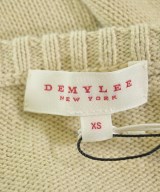 DEMYLEE（デミリー）ニット・セーター ベージュ サイズ:XS レディース/2200631217756