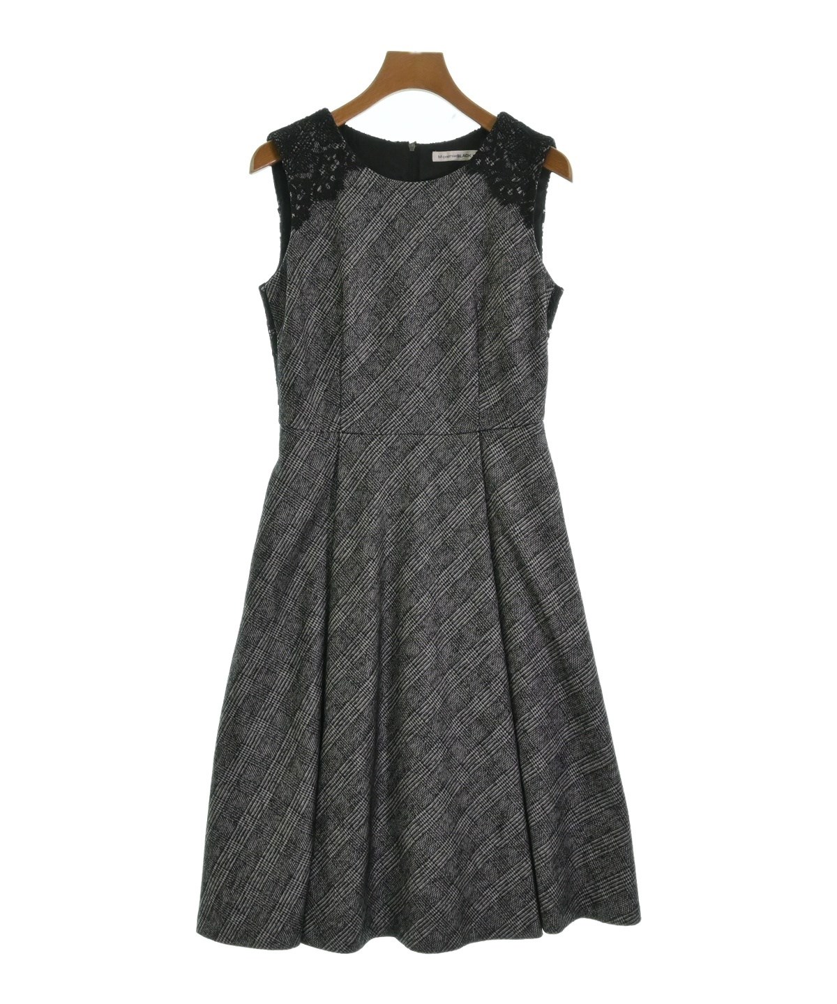 M-premier BLACK（エムプルミエブラック）ワンピース 黒 サイズ:34(XS