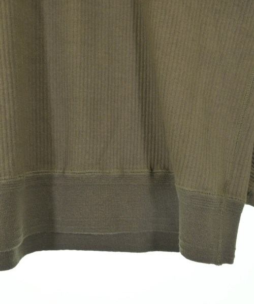 KURO（クロ）Tシャツ・カットソー カーキ サイズ:F レディース/2200731401048