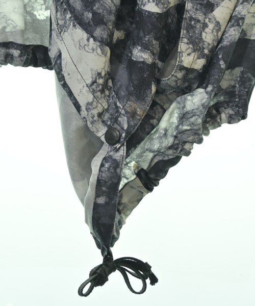 Blackbarrett by Neil Barrett（ブラックバレットバイニールバレット）その他 紺 サイズ:2(M位) メンズ/2200640614041