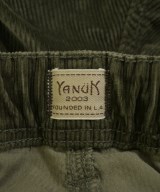 YANUK（ヤヌーク）その他 カーキ サイズ:S メンズ/2200724466092