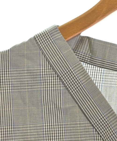 fredy emue（フレディエミュ）カジュアルシャツ グレー サイズ:38(M位) レディース/2200613463232